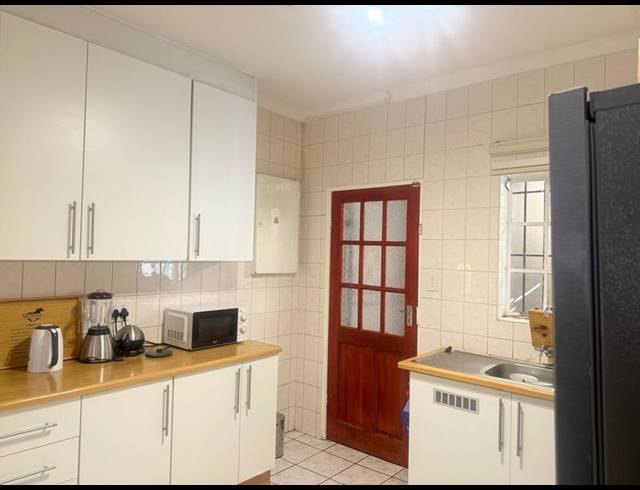 2 BEDROOM HOUSE FOR SALE IN WYCHWOOD